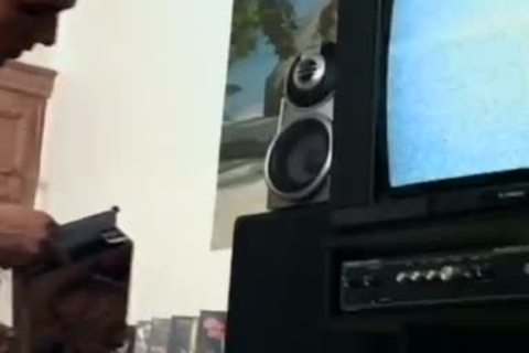 Lonely Hunk wanks To gay Porn