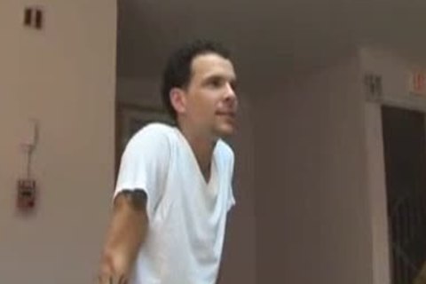 you Bi Now  Santino & Johnny