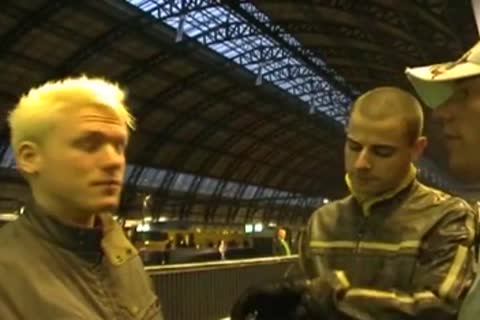 Foursome cock surprise for these homosexual twinks