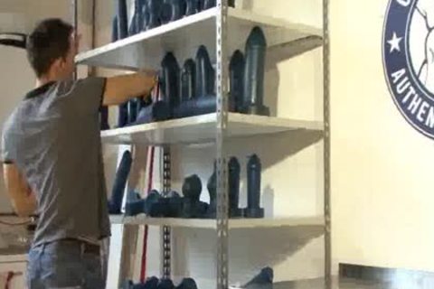 pretty twink sex tools