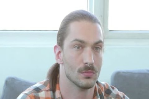 gaycasting With A boy Named Earl