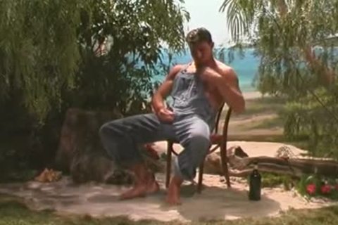 Hunk Onto Tropical Island Beats Off
