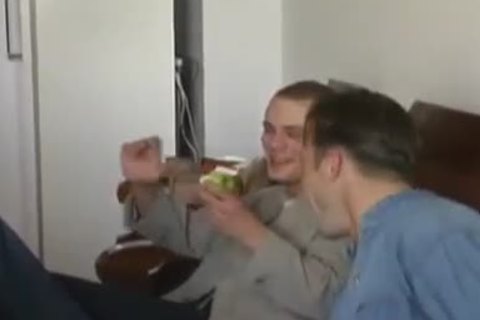 Foursome Hunks In Splitting Party