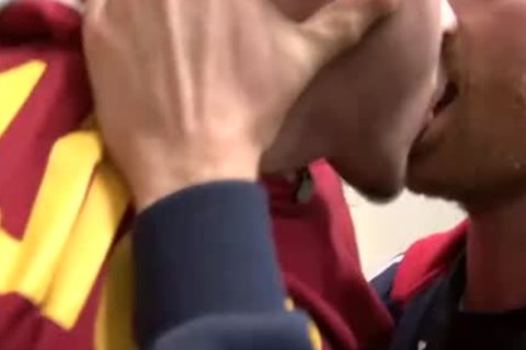 throbbing Bugger Bears, Scn. 5