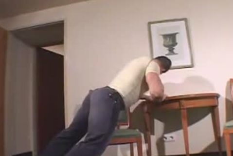 Ruguyian Muscle God Of Sex
