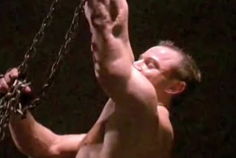 Muscle guy Charlie Kulp Pulls howdys Chain