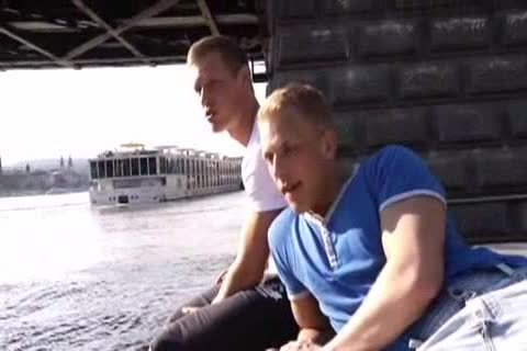 Two cute Blonds