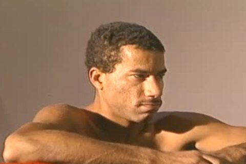 Tthowdys man Boxer - Scene 4