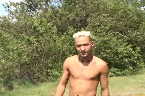 Showin Off - Scene 6