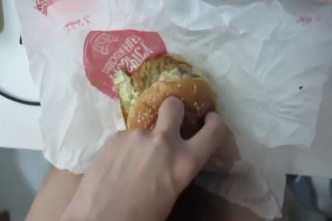 have a joy The Rich cum Burger! Guten Appetit!