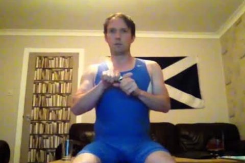 My first Ever clip, Me Doing The Popperbate clip
Love This clip, I Hope u Like Mine Sorry About The Poor Will must get A more outstanding One Next Time.
happy Poppering.