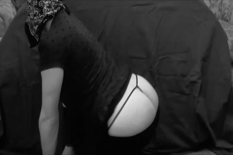 Erm I'm absolutely In Need Of A Daddy, Are you gonna Be My Daddy?