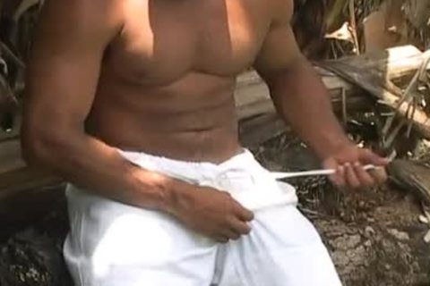 Capoeira 8 - Scene 3 - The French Connection