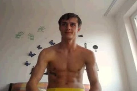 tasty twink Showing Off