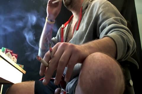 bulky Smoke Perv