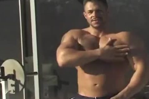 Hombre Musculoso