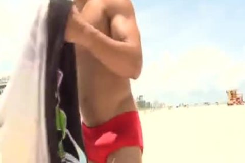 Muscle twink amazing handjob