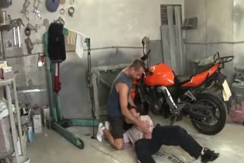 Analized Hunk sperm Sprayed