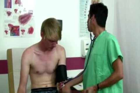 homo Emo teen Cums Fast I Had Him Liquidate His Tee-shirt