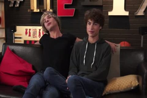 brunette gay pooper stab With cumshot