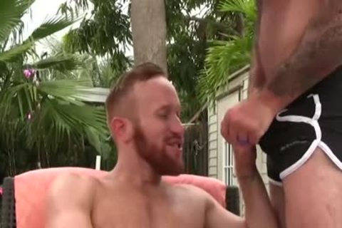 Scotty Rage hammers Steve Ponce