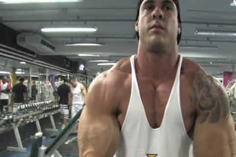 Muscle Hunks - Brian Gunns - bare Buffness