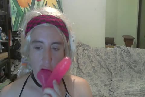 sleazy CD kissing Pink vibrator