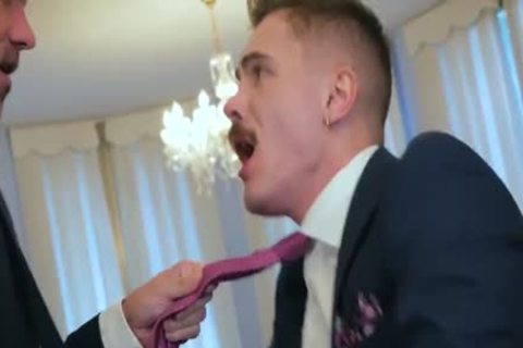 TWO BUSENESS Males FUCKUNG THEIR sextoy