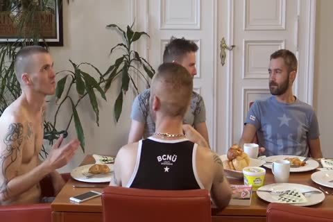 Tex Works Alberto. tasty Tatted DADDIES