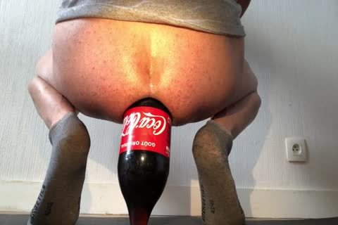 throbbing Bottle butthole Prolapse