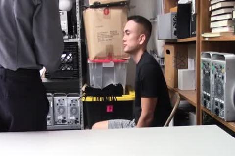 Security Guard Shoves His dong In Public Masturbators throat