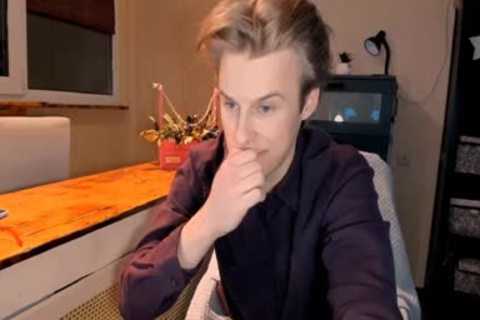 homo Office Worker Stroking His ramrod And Showing His butthole On cam