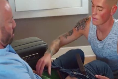 teen likes When daddy Stepbro Comes Home For Holidays