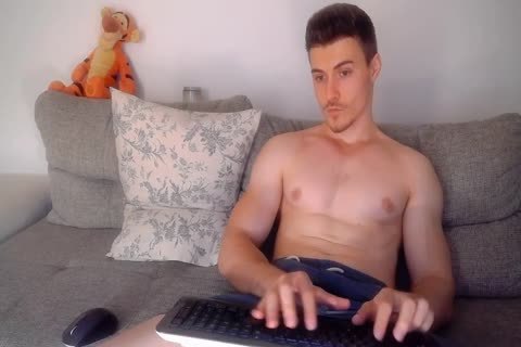 Two homo Hunks With Muscled Bodies Having homo Sex