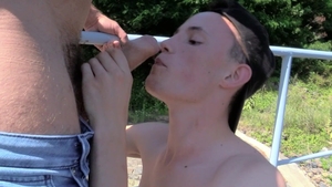 CzechHunter - Czech dude handjob