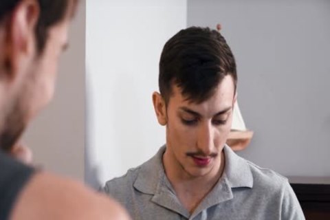 stunning Sex Instructor Assesses Riding Skills With Customer