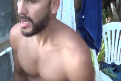 Outdoor bareback Sex