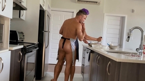 StayHomeBro: Tight SeanPeek