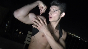 EastBoys - Outdoors amongst muscle latino gay