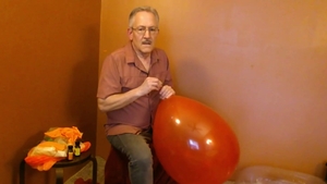 Balloonbanger 69) Two Globos 18 Balloons: Pop Jerk And sperm!
