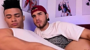 homosexual couple engulfing 10-Pounder