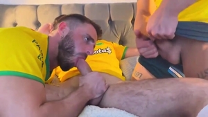 sucking & Jerking WIth My Football Team Is fun [ONLYFANS]