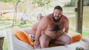 Two gracious Bear fuck