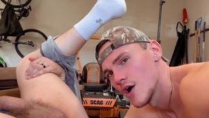 Country twink Bottoms