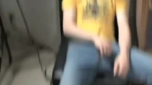 dirtyboysociety: Paris Hilton's Pooches Get Lucky