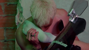 Sniffing sneakers for an explosive finish