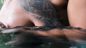 Reality Dudes: Dark-haired Top Dominates His Buddy