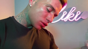 HotAFmen: Hard-Chested Hunk's Online Seduction