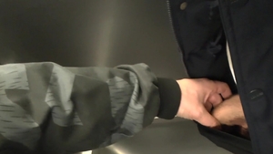 Gripping & Grunting Scene 1