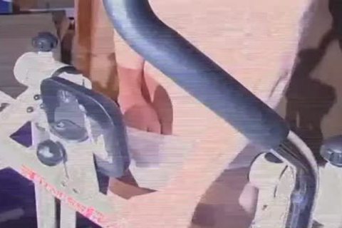 Model & phawtograpthis chabr jerk each otthis chabr off